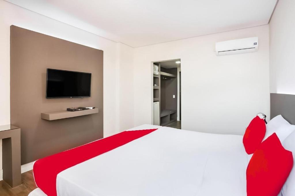 Hotel InterАмерикана Екстериор снимка