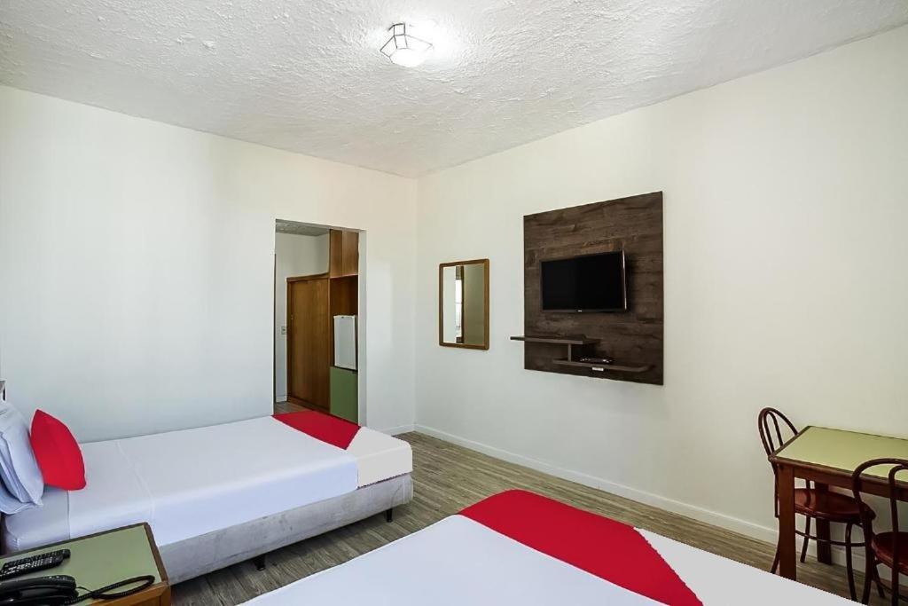 Hotel InterАмерикана Екстериор снимка