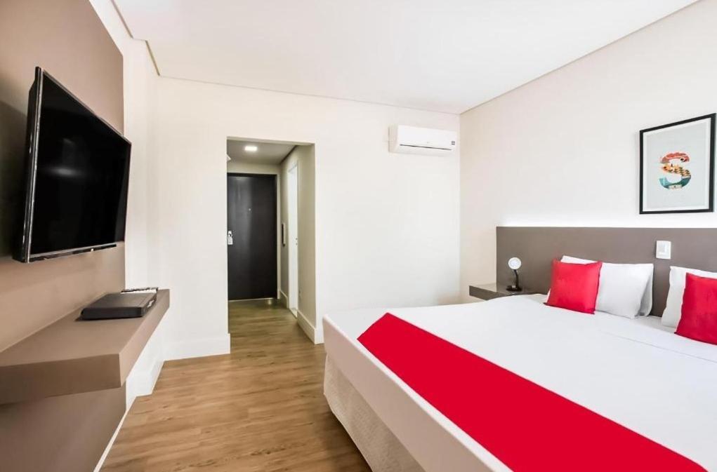 Hotel InterАмерикана Екстериор снимка
